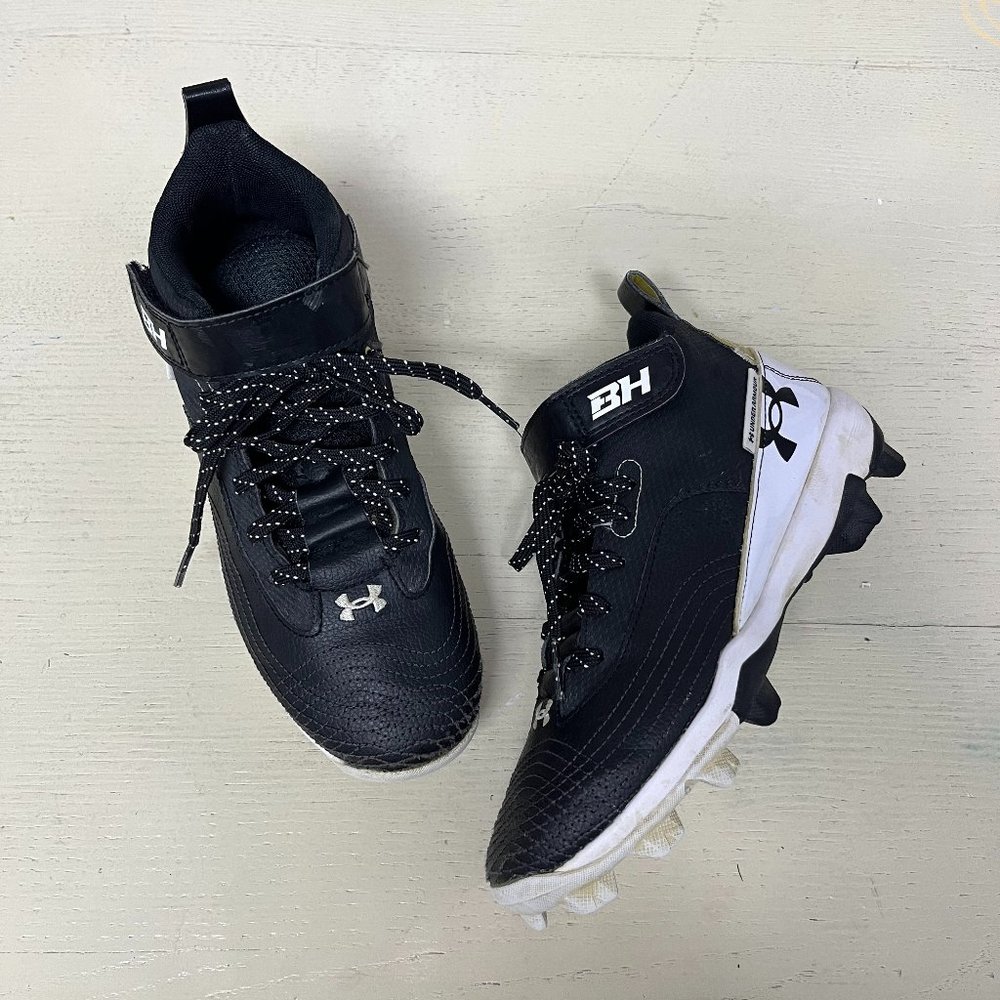 Under Armour baseball cleats